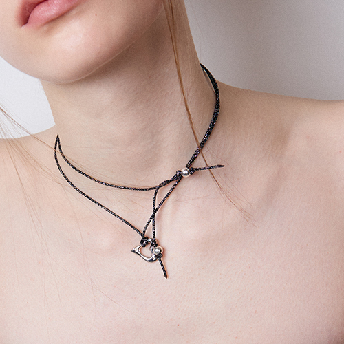 String Necklace (Heart pendant)